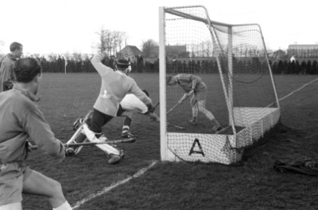 Hockey Breda tegen Tilburg 3-2, Bestanddeelnr 912-2415