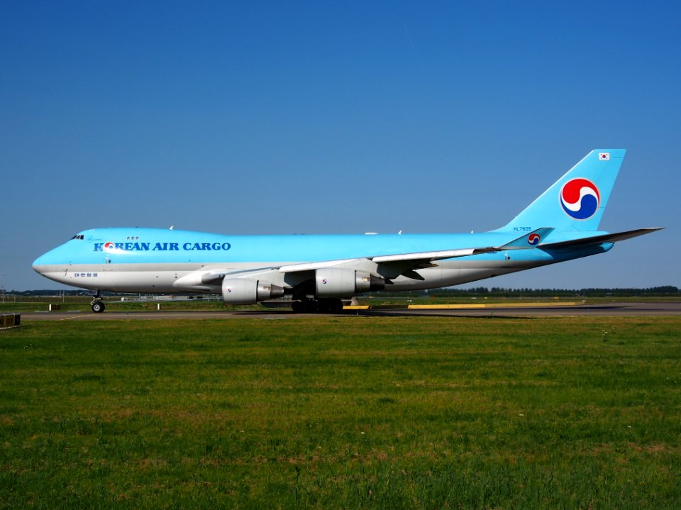 HL7605 Korean Air Lines Boeing 747-4B5F(ER) - cn 35526, taxiing 21july2013 pic-008