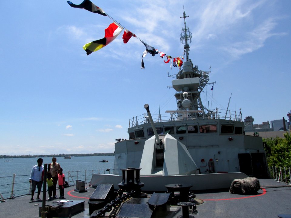 HMCS Toronto by Corus Quay 09
