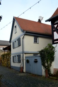 Hochheim am Main, Rathausstraße 33