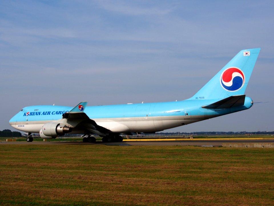 HL7605 Korean Air Lines Boeing 747-4B5F(ER) - cn 35526 taxiing, 25august2013 pic-7