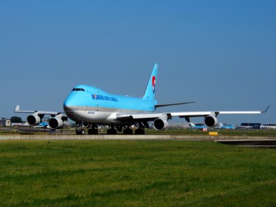HL7605 Korean Air Lines Boeing 747-4B5F(ER) - cn 35526, taxiing 21july2013 pic-002