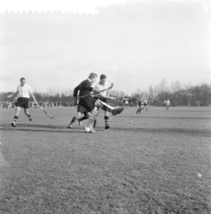 Hockey Laren tegen Amsterdam 0-0, Bestanddeelnr 913-5125