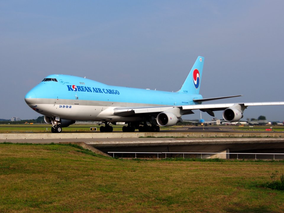 HL7605 Korean Air Lines Boeing 747-4B5F(ER) - cn 35526 taxiing, 25august2013 pic-3