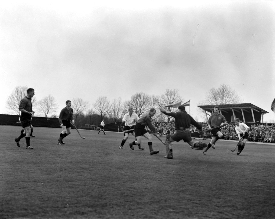 Hockey Amsterdam tegen EMHC 1-0, Bestanddeelnr 913-7987