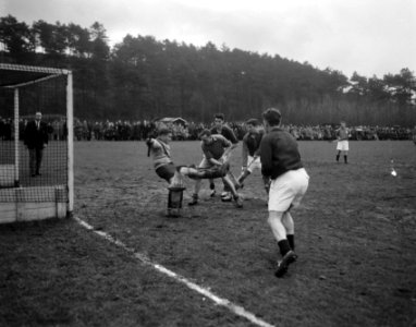 Hockey. TOGO kampioen 1e klasse West na overwinning op HHYC op Klein-Zwitserlan…, Bestanddeelnr 934-6121