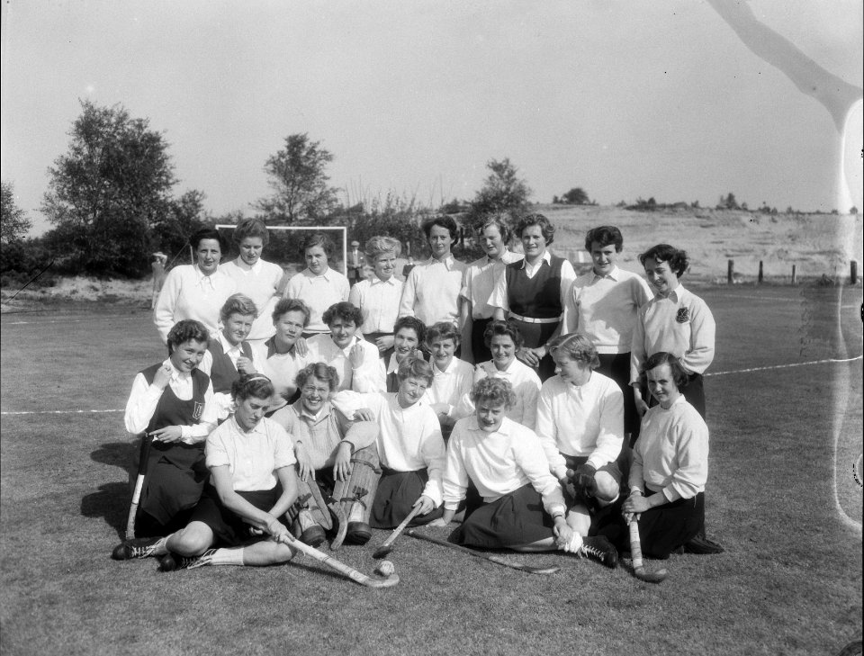 Hockey Befair tegen BDHC en Befair tegen BMHC (Bloemendaal opdracht hockeysport, Bestanddeelnr 906-7281