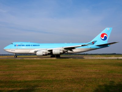 HL7605 Korean Air Lines Boeing 747-4B5F(ER) - cn 35526 taxiing, 25august2013 pic-6