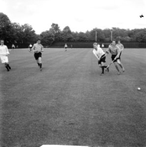 Hockey ASC tegen Rest van Nederland in het kader van de Lustrumfeesten (spelmome, Bestanddeelnr 914-0787