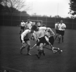 Hockey Amsterdam tegen Hilversum 4-1. Spelmoment, Bestanddeelnr 915-6502