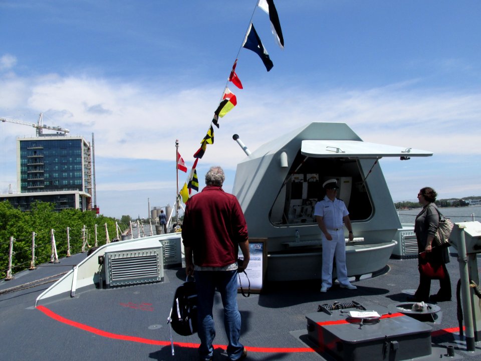 HMCS Toronto by Corus Quay 11
