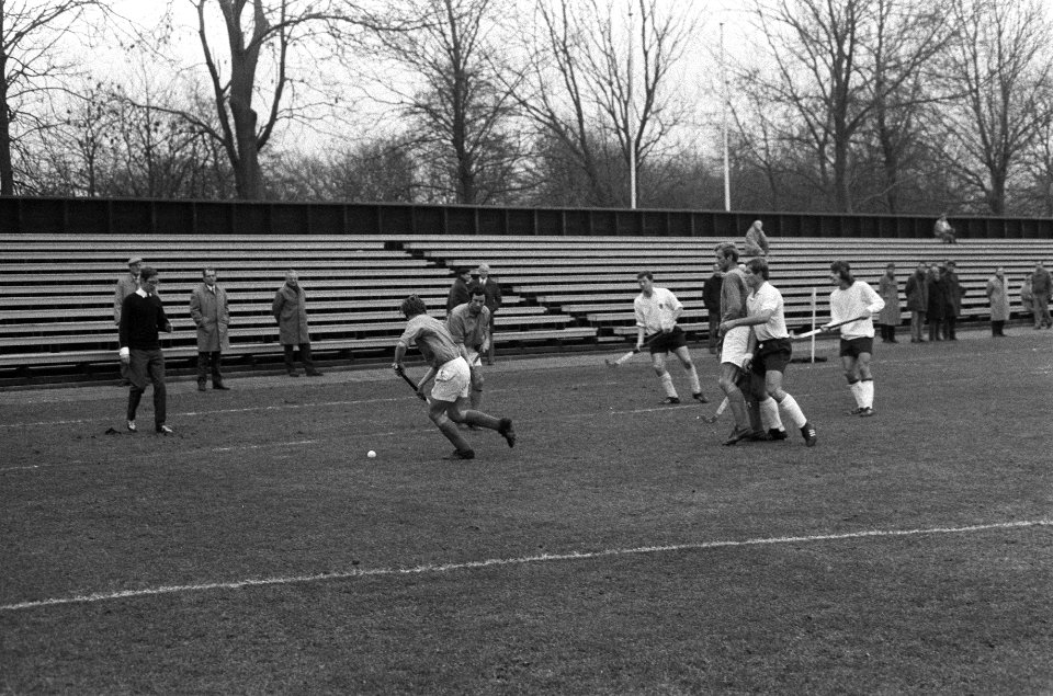 Hockey Amsterdam tegen Kampong 0-1, Bestanddeelnr 925-2089