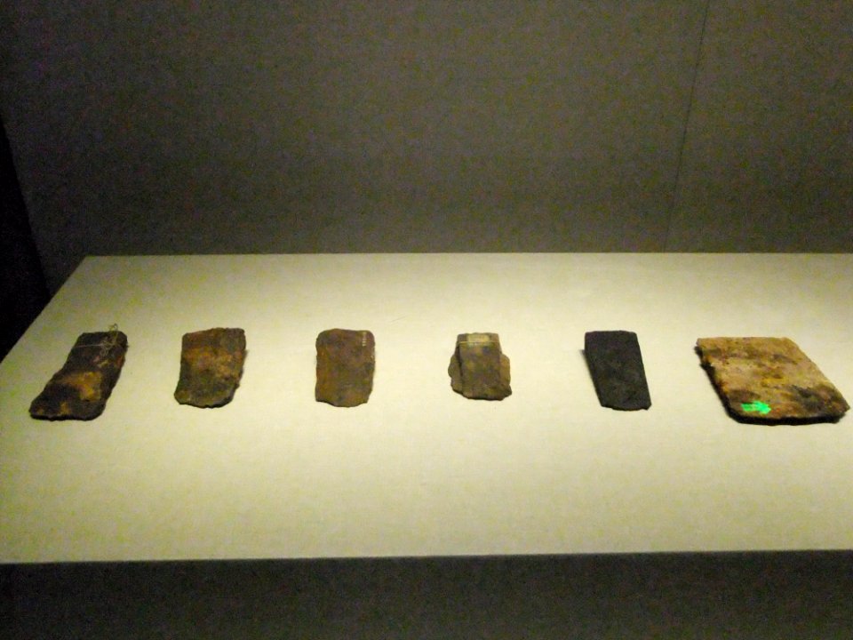 Hoes, Warring States period, Jingzhou Museum1