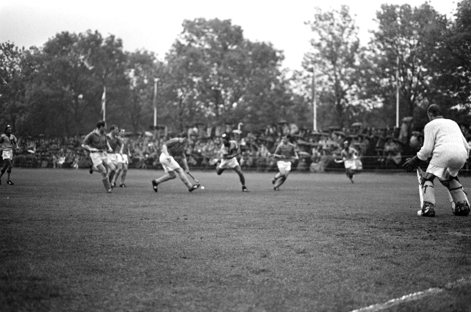 Hockey Nederland tegen India 1-0, spelmomenten, Bestanddeelnr 919-1948