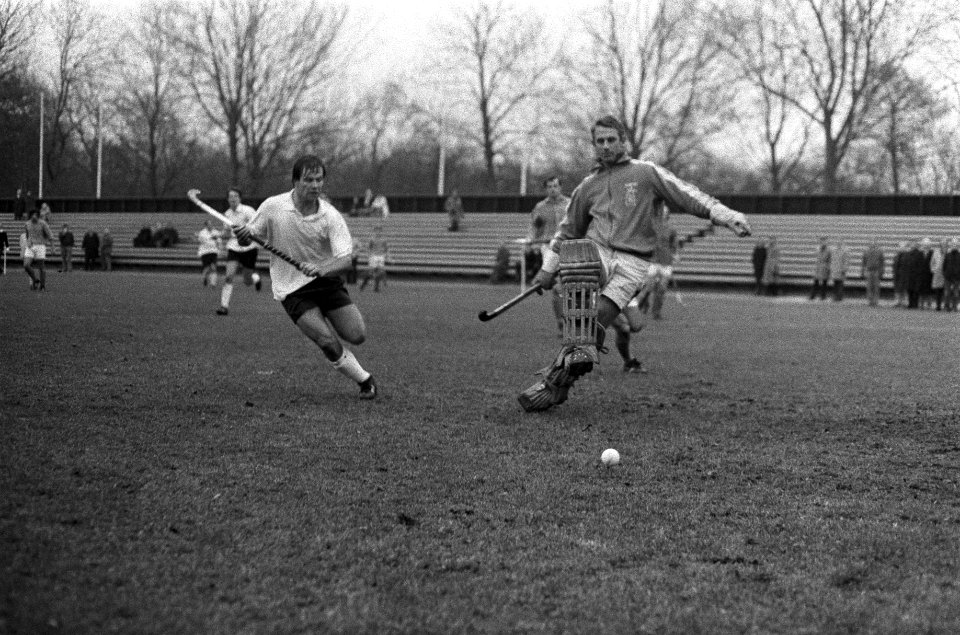 Hockey Amsterdam tegen Kampong 0-1, Bestanddeelnr 925-2093