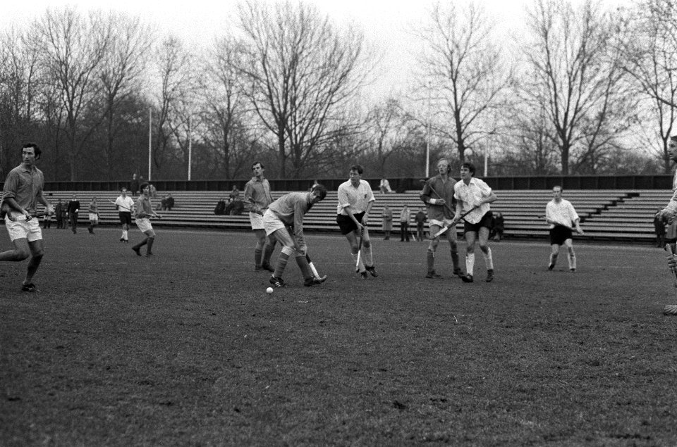 Hockey Amsterdam tegen Kampong 0-1, Bestanddeelnr 925-2091