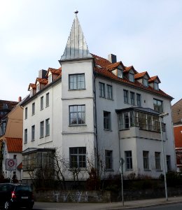 Hohenzollernstraße 30
