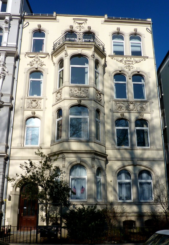 Hohenzollernstraße 23