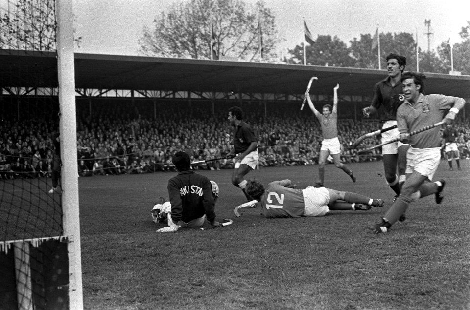 Hockey Nederland tegen Pakistan 3-1, Amsterdam, tweede doelpunt, Bestanddeelnr 925-0961
