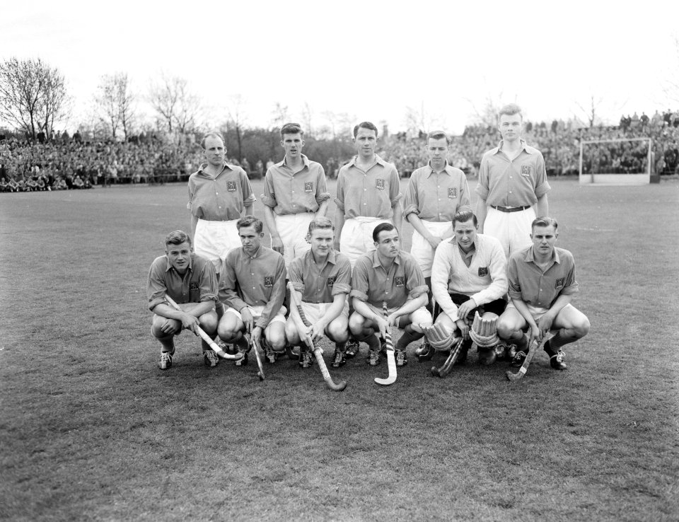 Hockey Nederland tegen Engeland, Amstelveen, Nederlands elftal, Bestanddeelnr 907-1232