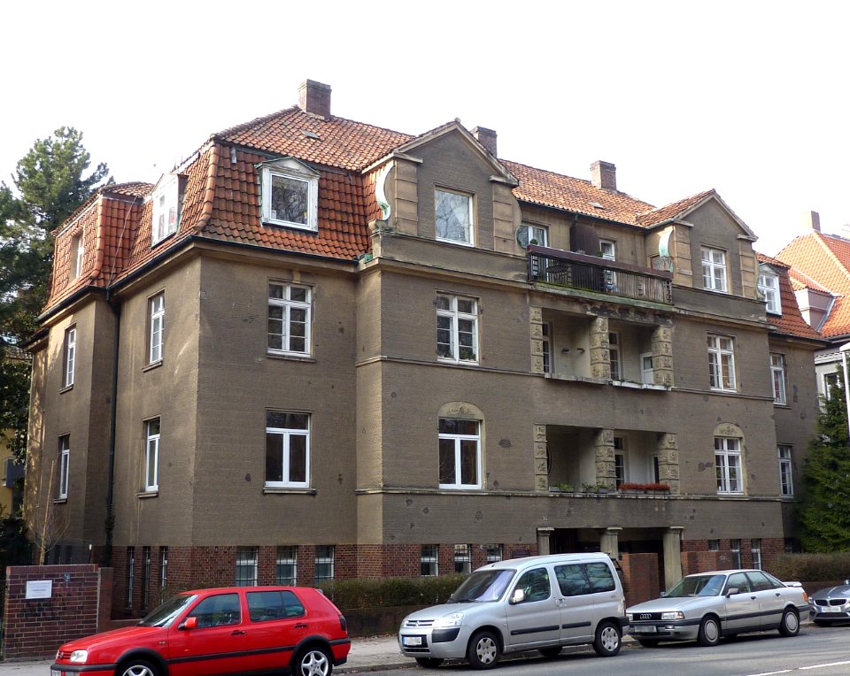 Hohenzollernstraße 34