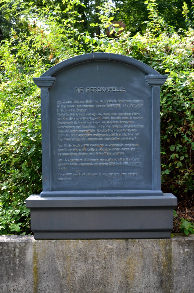 Hofheim am Taunus, Marienkapelle, Tafel