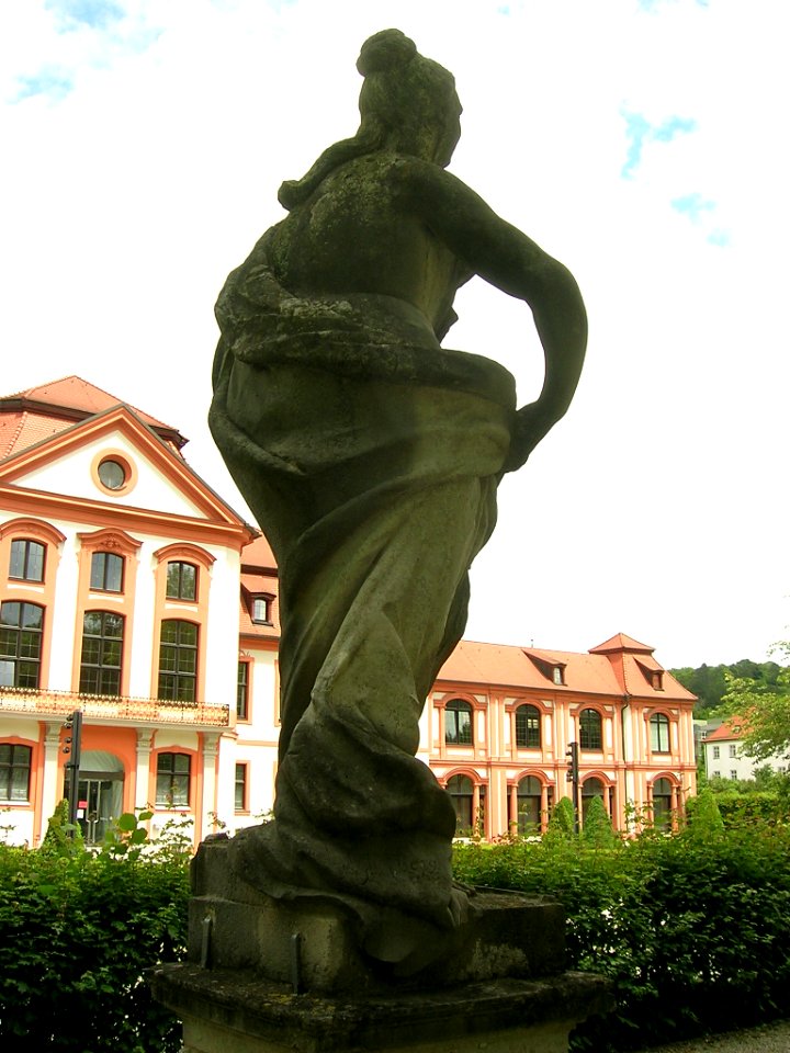 Hofgarten Eichstätt -Statue NW (6)