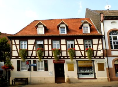 Hofheim, Hauptstraße 38, linker Teil