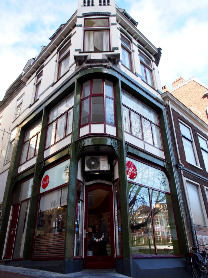 Hoekhuis Kapelstraat, Leiden foto 3