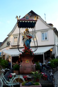 Hochheim, Am Plan, Madonnenfigur