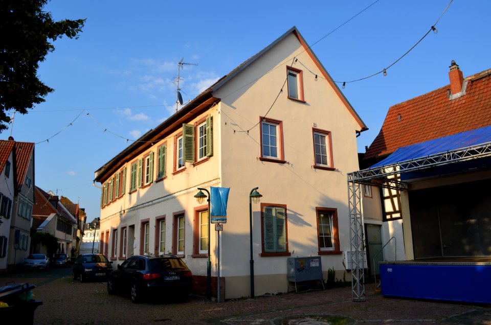Hochheim, Rathausstraße 10