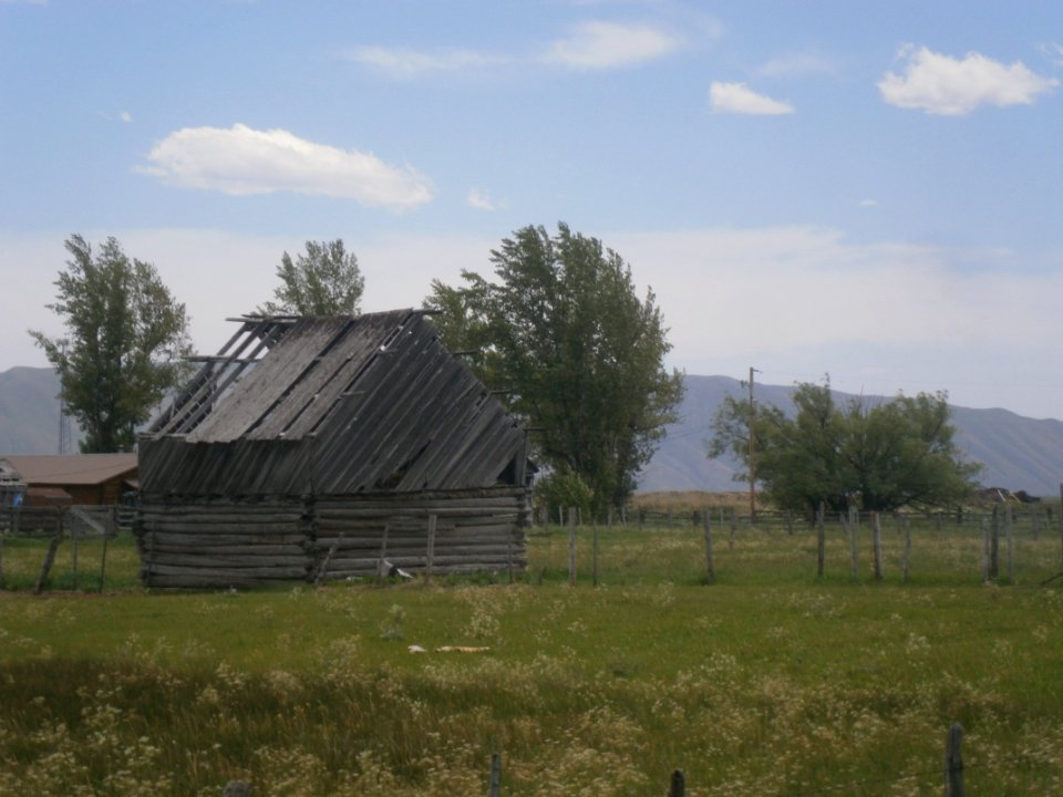 Hoffman Barn Paris Idaho