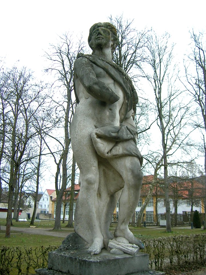Hofgarten Eichstätt -Statue SW (6)