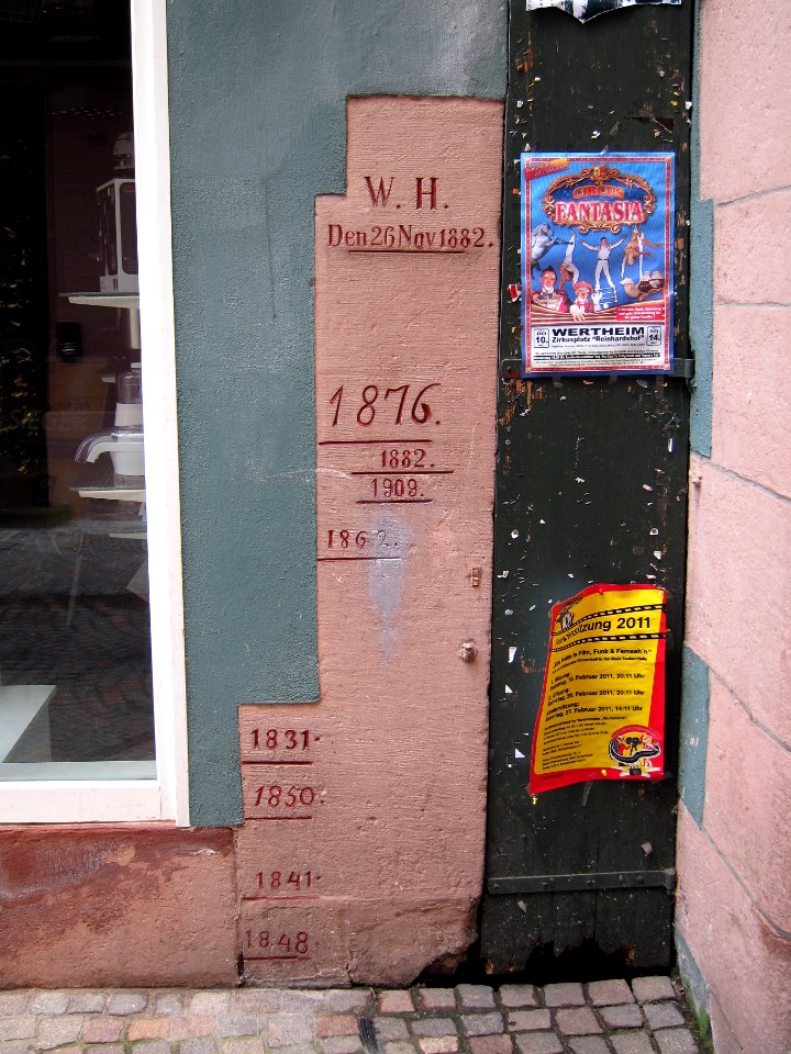 Hochwassermarkierungen Wertheim, 1