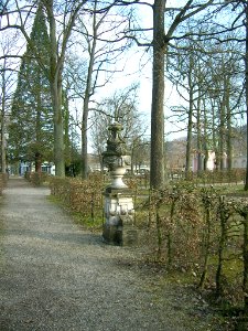 Hofgarten Eichstätt -Steinvase W (1)