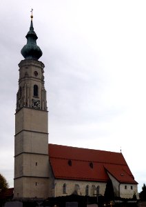 Hochburg, Himmelfahrtskirche v SW, 1