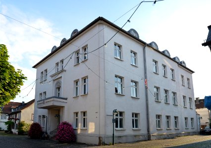 Hochheim, Kirchstraße 13
