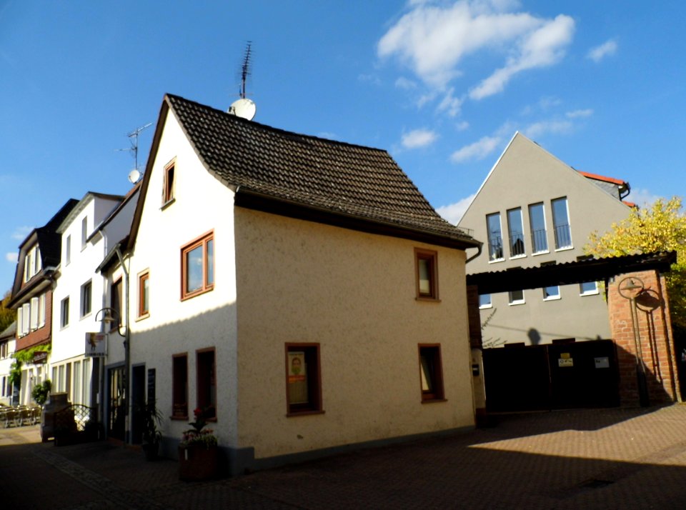 Hofheim, Kurhausstraße 4