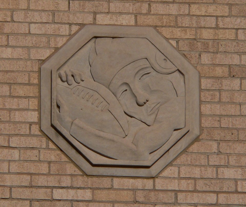 Hoisington, Kansas HS, gym ornament 3