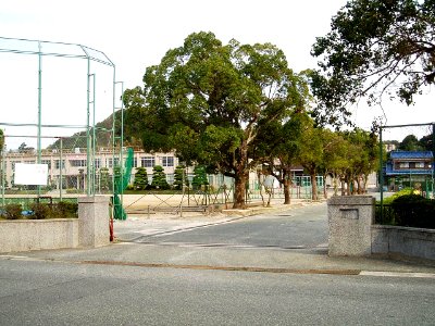 Hofu-Kuwayama-Junior-HighSchool-2015101001