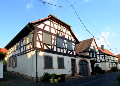 Hochheim, Kirchstraße 10