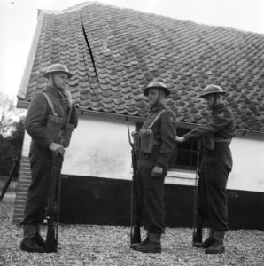 Hoge Veluwe conferentie betreffende Indonesië op jachtslot St. Hubertus. Inspect, Bestanddeelnr 901-6422