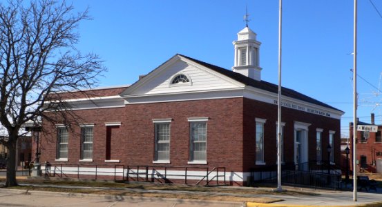 Hoisington, Kansas post office from NE 2