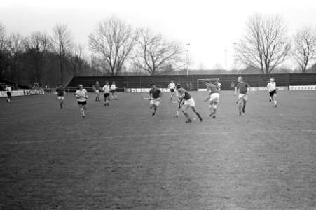Hockey, Amsterdam tegen Kampong, aanval Amsterdam, Bestanddeelnr 926-0356