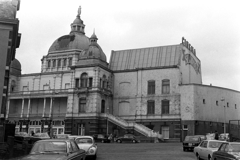 Hotel Seinpost wordt gesloten, Scheveningen, exterieur, Bestanddeelnr 924-8197