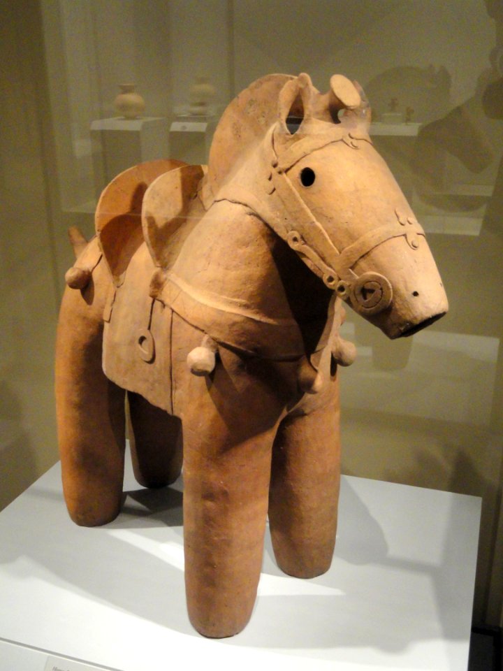Horse, 5th-6th century AD, Japan, earthenware - Art Institute of Chicago - DSC00115