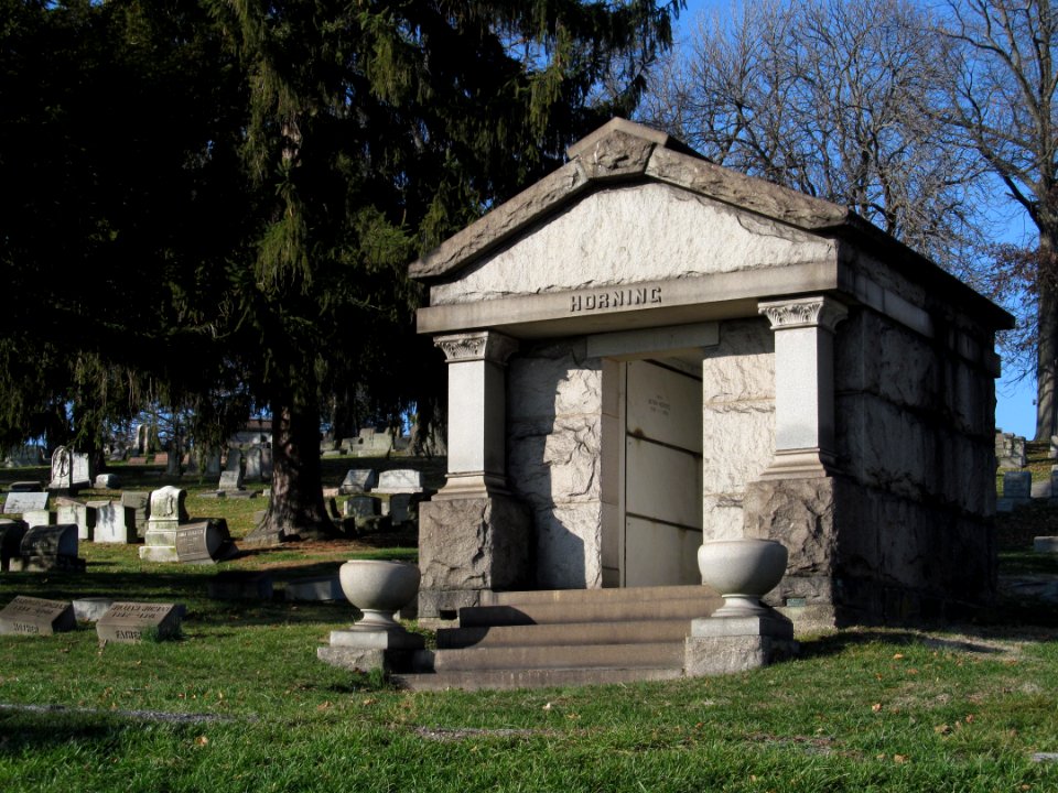 Horning mausoleum, South Side Cemetery, 2020-12-10, 01