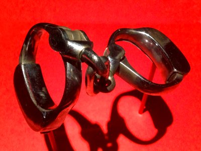 Houdini's Handcuffs