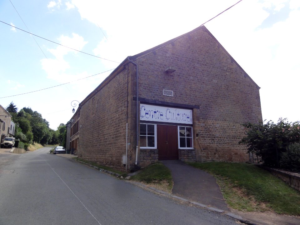 Houldizy (Ardennes) centre culturel