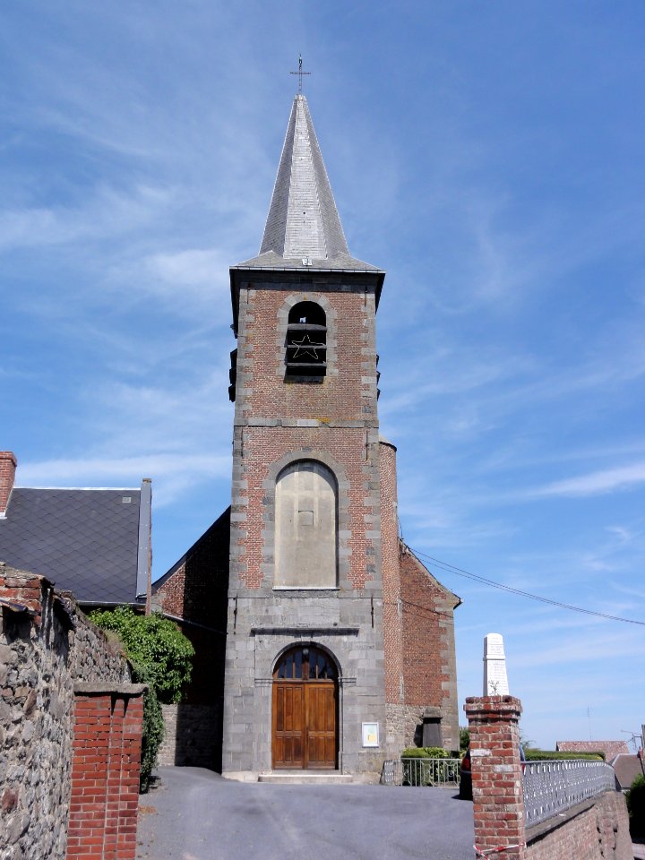 Houdain-lez-Bavay (Nord, Fr) église, façade